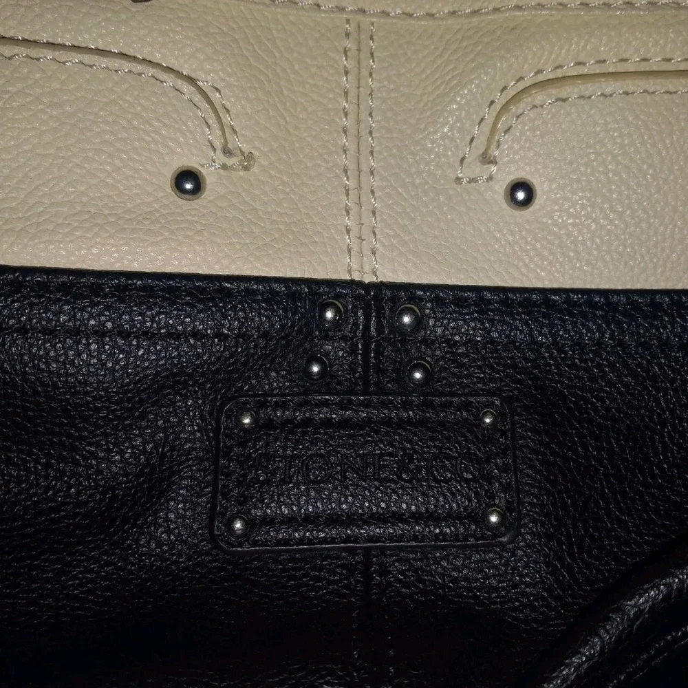 Beautiful‎ Suri Hobo Stone & Co Purse Cream & Black Leather EUC